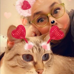 Meet your Posher, Denise